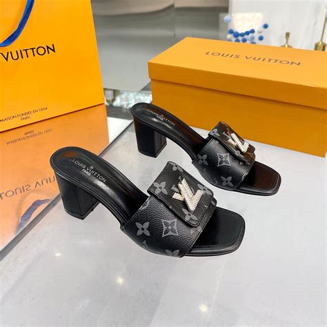 lv flip flops replica